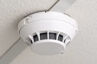 smoke & heat detector